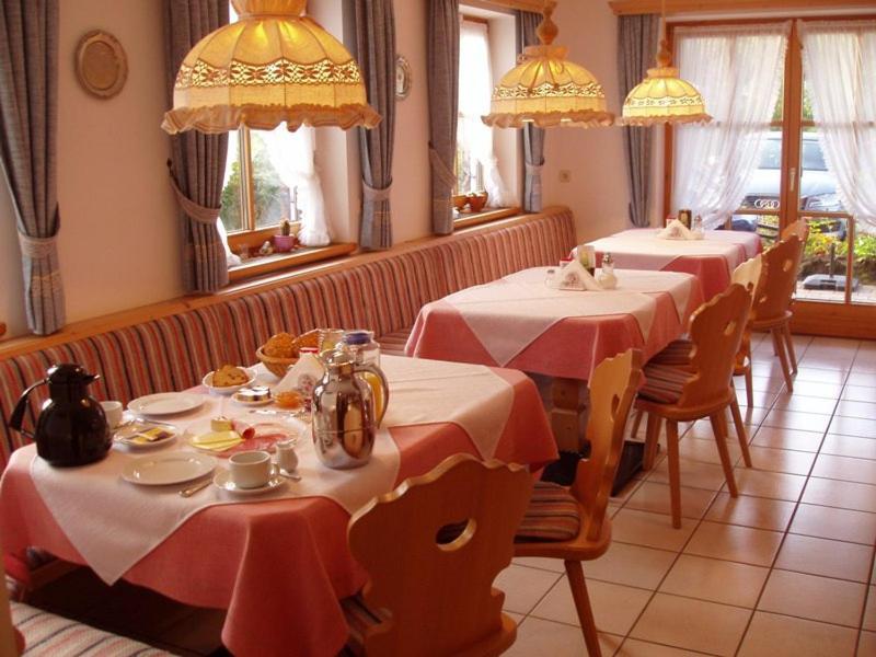 Gaestehaus Schwarzlofer Райт-им-Винкль Экстерьер фото